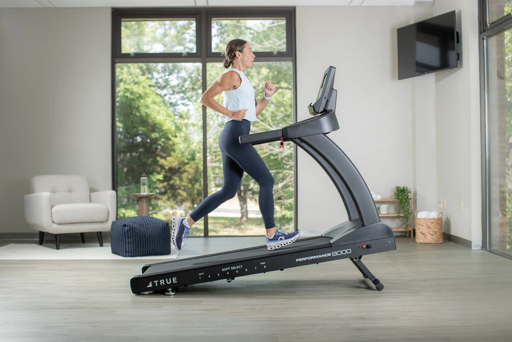 Performance 8000 Treadmill