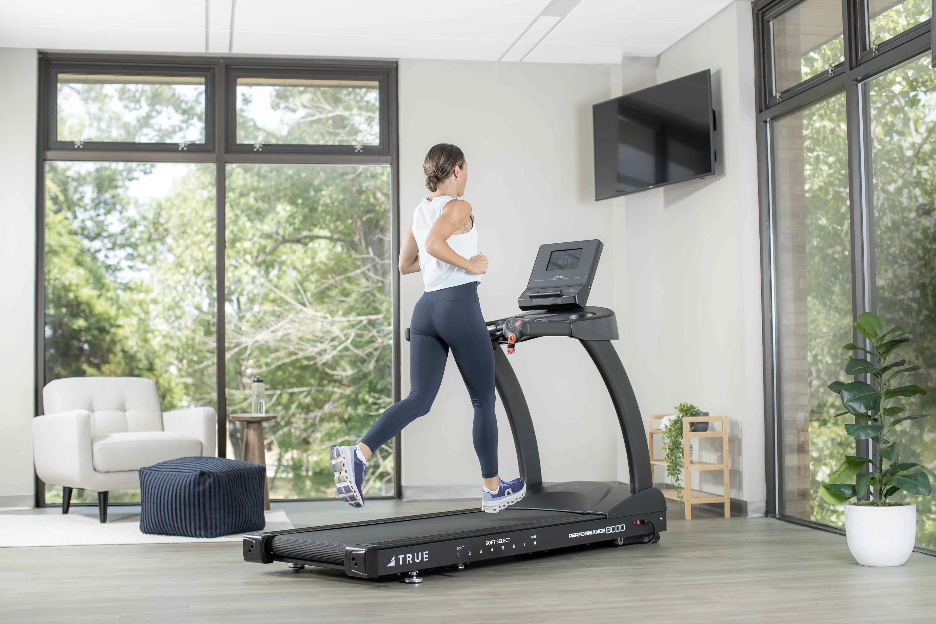 Performance 8000 Treadmill